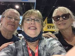 Darlene Nagel's Instagram, Twitter & Facebook