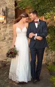 Casual Beach Wedding Dress Essense Of Australia Wedding Gowns Wedding Dresses Discontinued