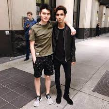 11 matches, 5 wins, 6 losses in the last 8 days. Have You Seen This Picture Sumail And Sccc Taken Together Dota2