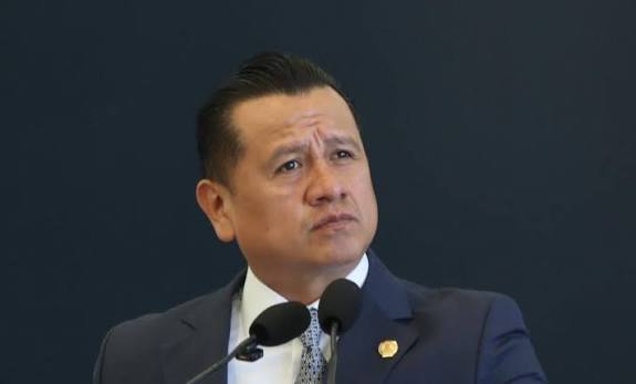 Estados | El fiscal de #Michoacán, Carlos Torres Piña, advirtió que se  reforzarán las investigaciones internas y aseguró que, de ser necesario, se  realizará una depuración total para combatir la #corrupción y