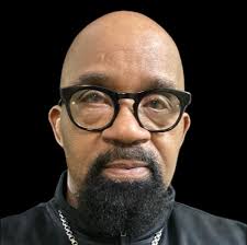 MEET THE PLATTERS®️: LANCE BERNARD-BRYANT My name is Lance Bernard Bryant,  and I am a vocalist, vocal director, and senior group member of The  Platters®. I joined this incredible legacy in 2012,