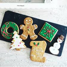 C Est Noel Avant L Heure Pour L Equipe Jadior Bravo Pour Cette Belle Mise En Scene De Nos Sables De Noel Orm Gingerbread Cookies Gingerbread Instagram Posts