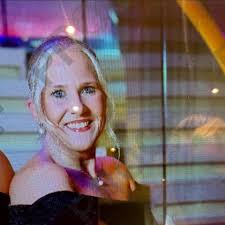 How would a "no-show" be handled at the time of embarkation if one out of  two passengers can't make it?