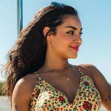 Ingrid Muniz (@ingridvmuniz)