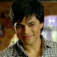 Trent Fernandez (@TrentFernande14)