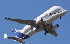 It received the official name of super transporter early on; Airbus Beluga Xl Superfrachter Flughafen Deutschland Eu