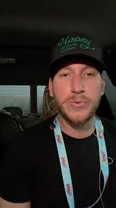 Ryan Dyer's Instagram, Twitter & Facebook