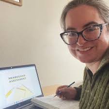 Candice Smithson's Instagram, Twitter & Facebook