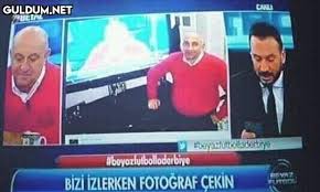 Ahmet çakar, rasim ozan kütahyalı(eski yorumcu), abdülkerim durmaz, sinan Beyaz Bizi Izlerken Fotograf Cekin Emo Orijinal Kepsin Sinan Engin Zaman Cizgisini Kirarak Kendi Canli Yayinini Izlerken Guldum Net Caps Arama Motoru