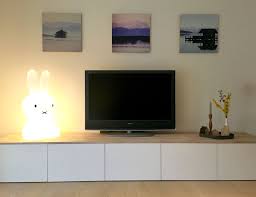Lowboard tv schrank odino weiss hochglanz eiche asteiche. Ikea Hack Metod Lowboard Weiss Eiche Lowboard Ikea Tv Lowboard Ikea Lowboard