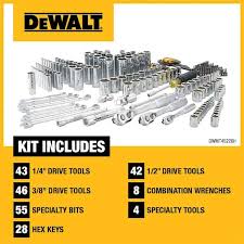 Reviews for DEWALT Mechanics Tool Set (226-Piece) with TOUGHSYSTEM 2.0 22  in. Medium Tool Box