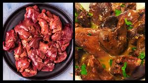 Se adauga ceapa, usturoiul, vinul, sarea, piperul si cimbrul. Cum Gatim Ficat De Pui Ca Sa Nu Iasa Sec Uscat Si Amar Youtube