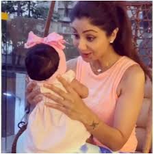 The official page of shilpa shetty kundra. Shilpa Shetty Kundra S Shares A Cute Video Of Daughter Samisha