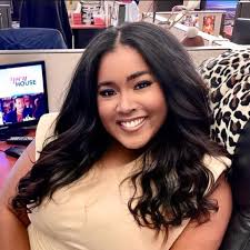 Chelsea Jones's Instagram, Twitter & Facebook