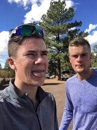 Era el 7 de julio de 1999. En Roma🇮🇹, Hicham El Guerrouj🇲🇦 corrió la  milla (1609,344m) en 3️⃣:4️⃣3️⃣.1️⃣3️⃣. ¡Nuevo récord⏱🌍mundial! En la  práctica pasó a 2'18"64 los 1000m, haciendo 4 vueltas a