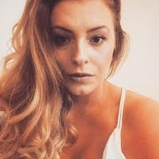 Laura Bedwell (@Laura_Bedwell)