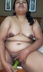 Dick hungry south Desi aunty dildoing with veggie XXX sex on video | AllSex. XXX