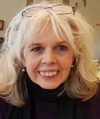 Dianne Emery's Instagram, Twitter & Facebook