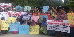 Batu ferringhi is a suburb of george town in penang, malaysia. Penduduk Kampung Mutiara Diusir Tanpa Pampasan Bercanggah Kemanusiaan Roketkini Com