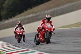 Pin On Ducati V4r