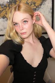 Dakota or Elle Fanning? : r/VindictaRateCelebs
