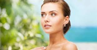 Where To Buy Diamond Earrings? 8 Reputable Stores Reviewed