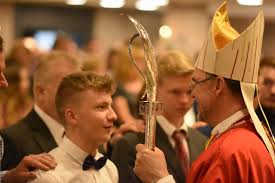 Aber ich höre immer etwas von firmung, ist das ein anderes wort für kommunion? Firmung Pastoraler Raum Werreweser