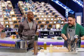 There are 41 cooks left and — spoiler alert — they're in for the biggest  twist of the whole season. This will seriously change the game 👀 Tune in  to #100Cooks hosted