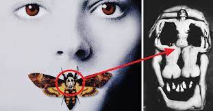 Nach der vorlage des bestsellers von thomas harris schrieb ted tally das drehbuch und erhielt 1992 ebenso den oscar wie anthony. 10 Unglaubliche Easter Eggs Die Du In Beruhmten Horrorfilmen Ubersehen Hast Kino De