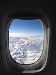 Little Fluffy Clouds En Route From London To La Ideias De Viagem Janela De Aviao Fotografia De Viagem