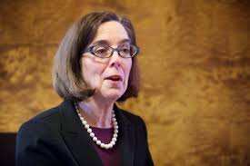 Kate Brown: State workers showed 'good judgment' by refusing to delete  Kitzhaber's emails