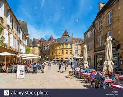 Download This Stock Image Cafes On Place De La Liberte In The Old Town Sarlat Dordogne France Pj1b51 From Alamy S Library Of Mil In 2020 Dordogne Old Town France