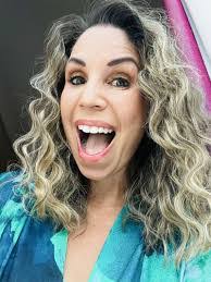 Lauren Ashcroft's Instagram, Twitter & Facebook