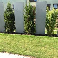 17 Gartengestaltung Sichtschutz Mit Pflanzen Gartengestaltung Mit Pflanzen Sichtschutz Sichtsc In 2020 Gartengestaltung Sichtschutz Pflanzen Sichtschutz Garten
