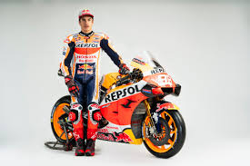 Site officiel du motogp, moto2, moto3 et motoe, avec toutes les dernières news concernant le championnat du monde 2021. Repsol Honda Team Motogp Motoplastic Puig