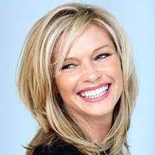Hairstyles For 40 Plus Women Hair Styles Haircut For Thick Hair Medium Hair Styles
