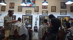Seperti dilansir dari abc, seorang ahli australia di panel penasehat organisasi bagaimana dengan sang penata rambut? Promo Hut Ri Pria Bernama Agus Gratis Potong Rambut Catat Lokasinya Suara Bekaci
