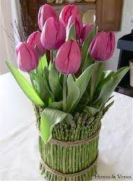 Tulip And Asparagus Centerpiece Tulips Arrangement Beautiful Flower Arrangements Spring Centerpiece