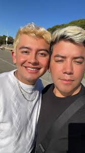 Miguel Calvillo (@mikenfama) • Threads, Say more