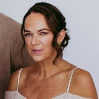 Becky Cottrell's Instagram, Twitter & Facebook