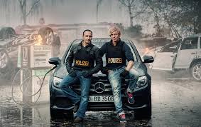 Er ersetzt damit schauspielkollege vinzenz kiefer. Alarm Fur Cobra 11 Daniel Roesner Ist Der Neue Partner In Staffel