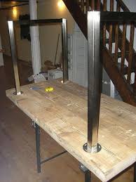 Fabriquer Table Bois Pas A Pas Fabrication Table En Bois Maison Construction Fabrication Table Table Bois Table Exterieur
