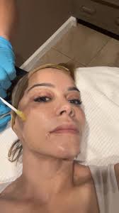 Mi apa #Pedro rivera nos cuenta de como el sacarse la #loteria, lo ayudo a  casarse con mi ama #DoñaRosaRivera, ganó por partida doble. #RosieRivera  #PedroRivera #Hablandode #Podcastenespañol #Sintantorollo #hazlecomoquieras  Rosie Rivera