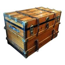 1900 S Traditional Wooden Trunk For Sale Wooden Trunks Campaign Furniture Plans Campaign Furniture