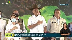 Bolsonaro says brazilian military would take the streets on his orders. Em Maraba Bolsonaro Causa Aglomeracao Em Cerimonia Para Entregar Titulos De Propriedade Rural Para G1