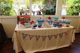 Mira y aprende lo que necesito para crear golosinas para candy bar y armar así el mejor regalo para una fiesta infantil: Candy Bar Para Las Comuniones Catering Ya