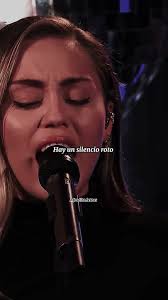 Nothing Breaks Like a Heart feat Miley Cyrus