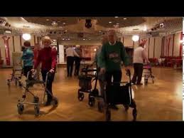 So finden sie in einem rollator test das beste produkt. 10 Modelle 1 Klarer Sieger Rollatoren Test Rtl De Vergleich