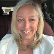 Amanda Purdue's Instagram, Twitter & Facebook