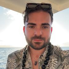 Spotted: Chace Crawford and Kelsey Merritt out in LA together.